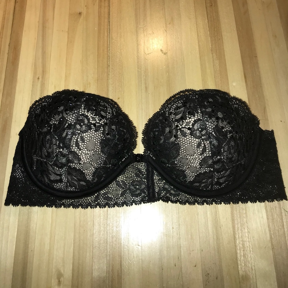 Jeweled strapless magnetic Victoria’s Secret bra